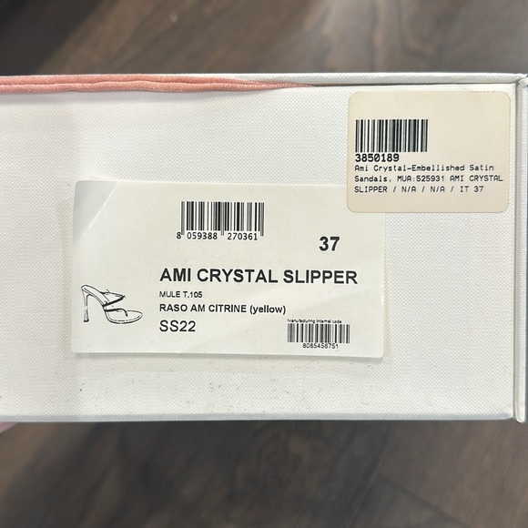 Amina Muaddi Brand New Yellow Crystal sandal. Size 37. - Picture 5 of 5